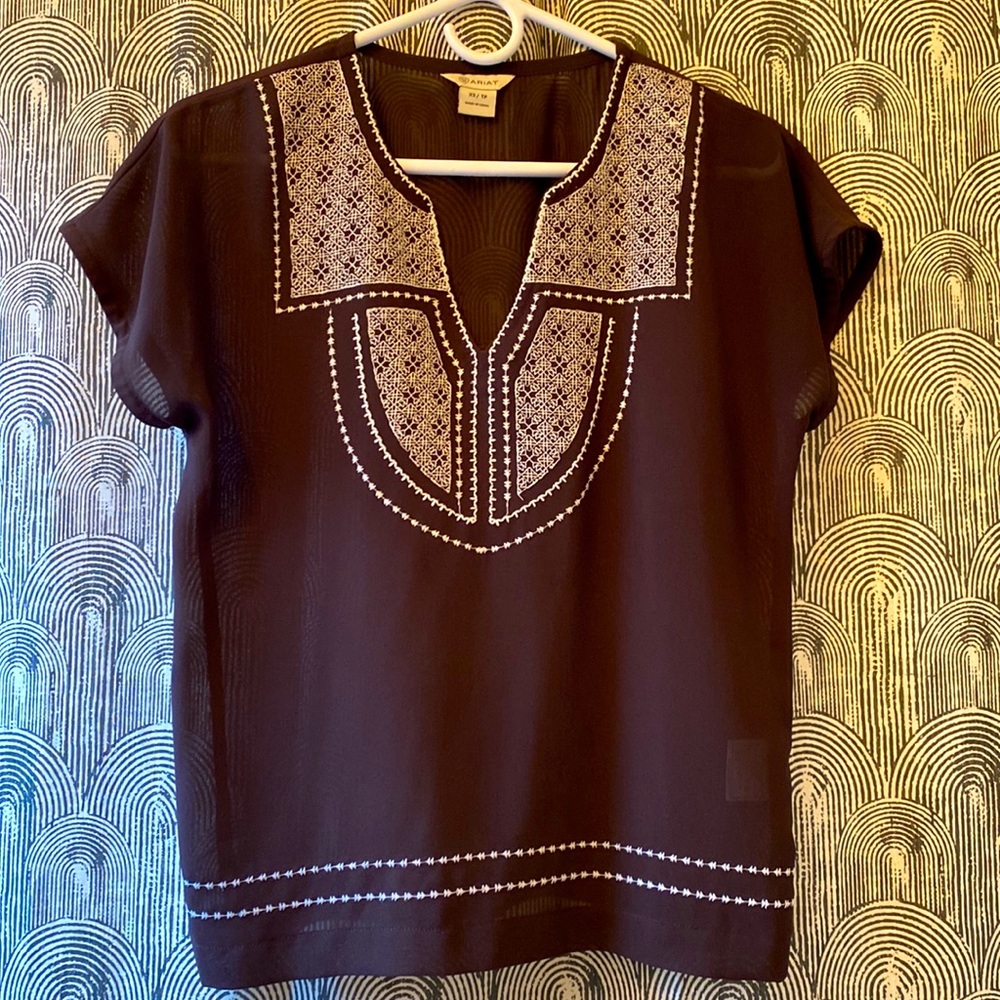 Ariat Embroidered Top/Size XS